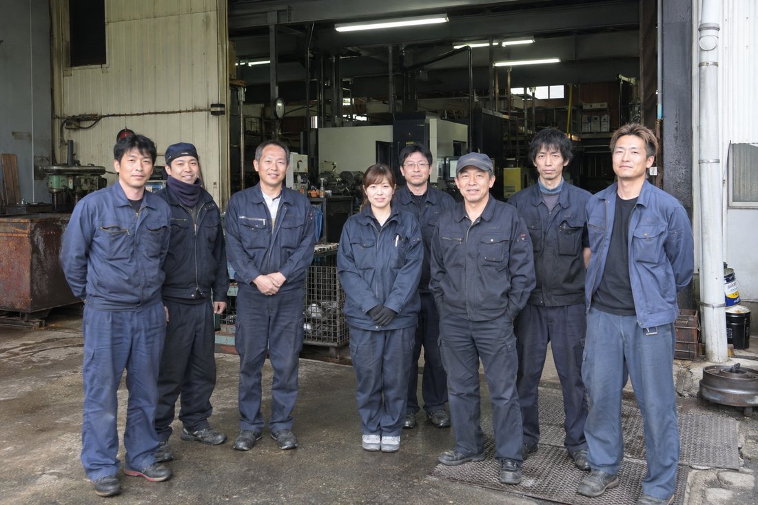 社員の集合写真